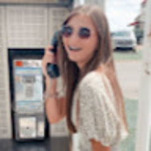 Meet your Posher, Addison